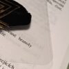 Záložka do knihy OCHRÁNCE ČTOUCÍCH - černé peří