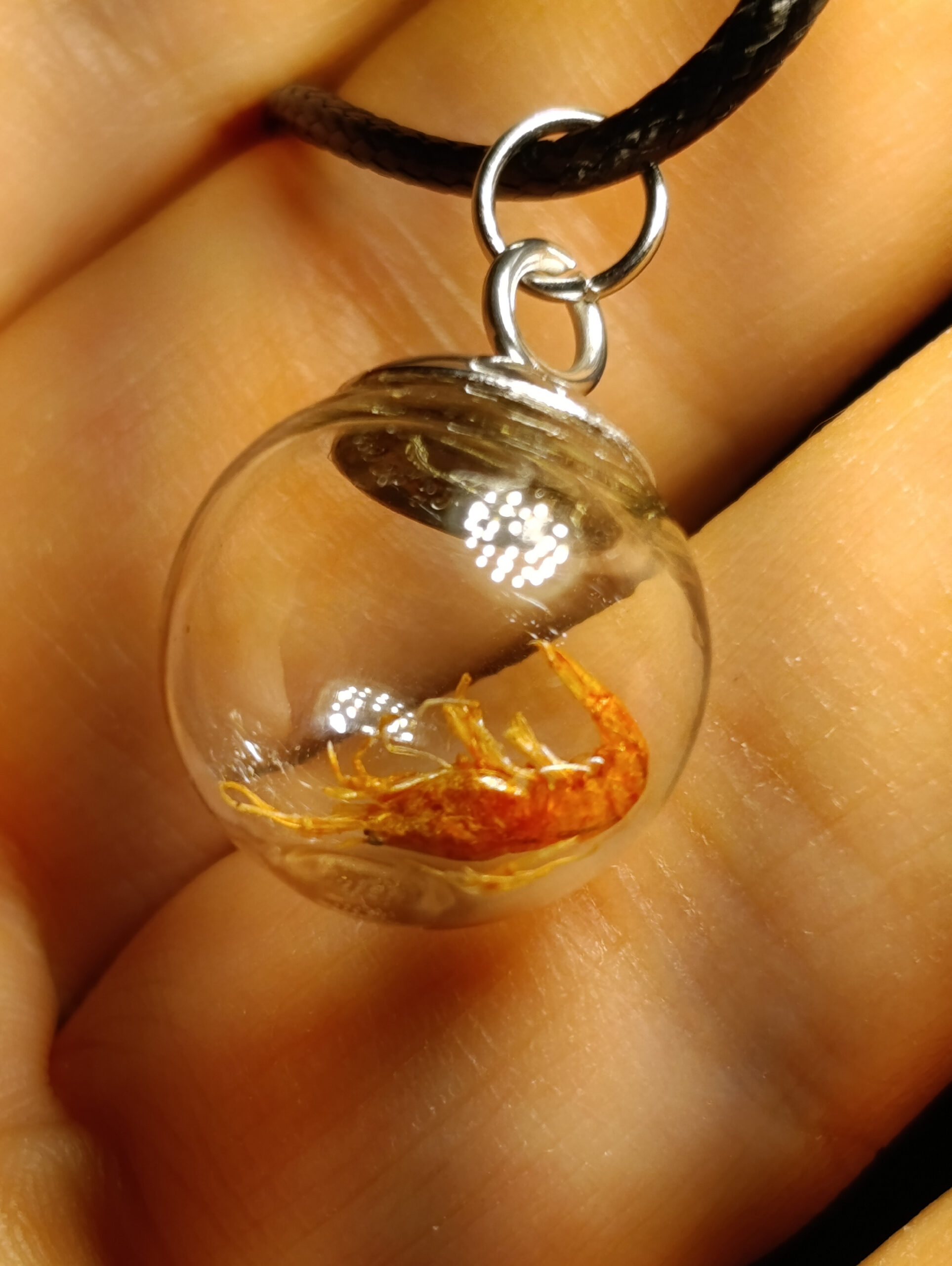 Přívěsek Krevetka