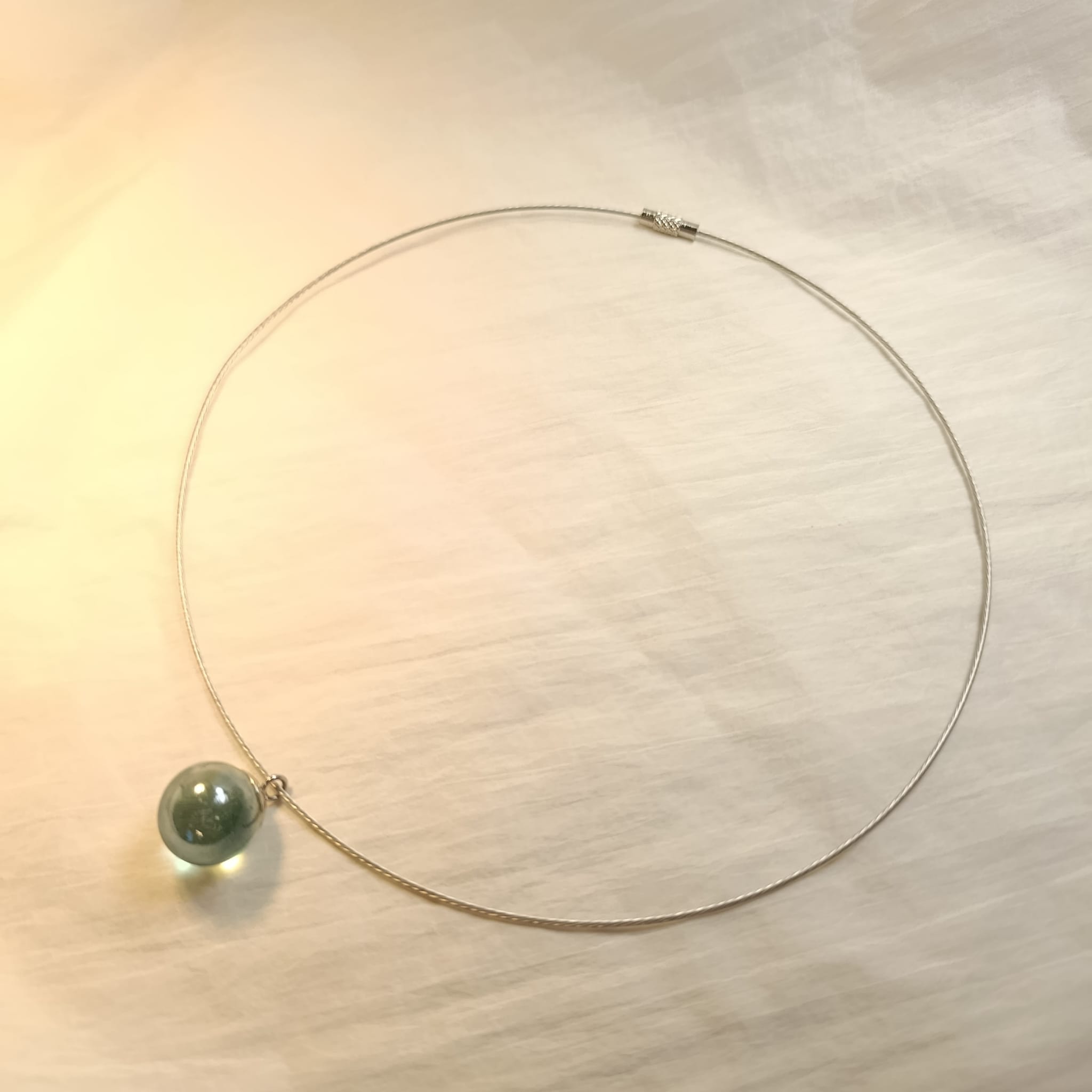 Náhrdelník skleněná kulička na struně 47 cm var.1 - Obrázek 2