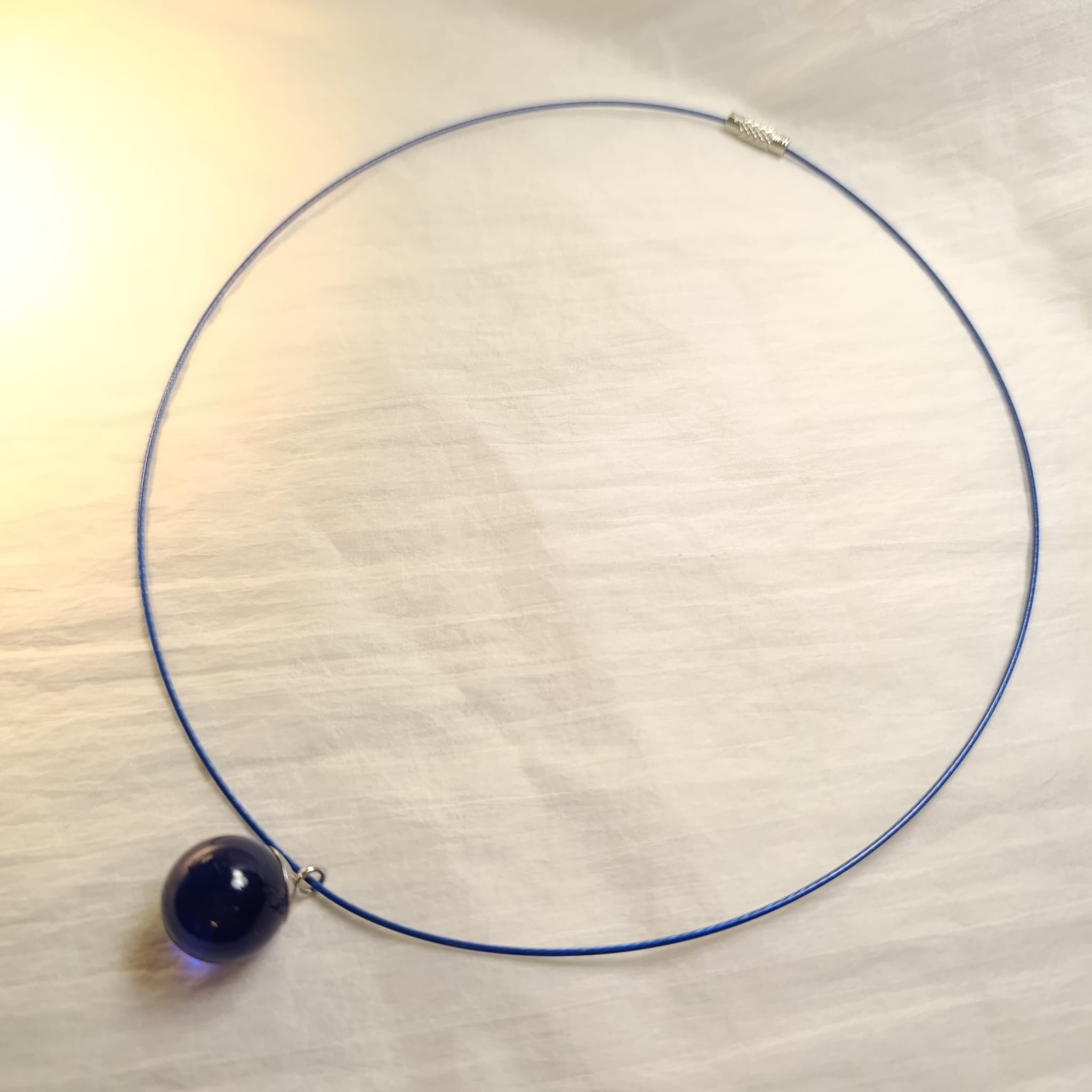 Náhrdelník skleněná kulička na struně 47 cm var.6 - Obrázek 2