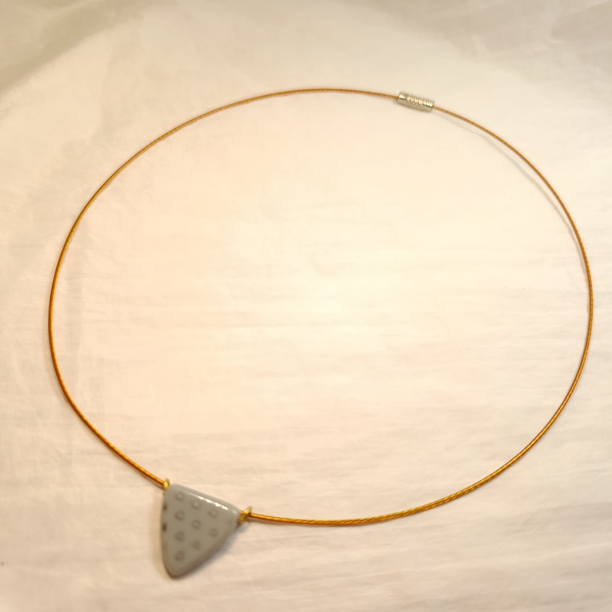 Náhrdelník fancy holografické sklo na struně 47 cm var.1 - Obrázek 2