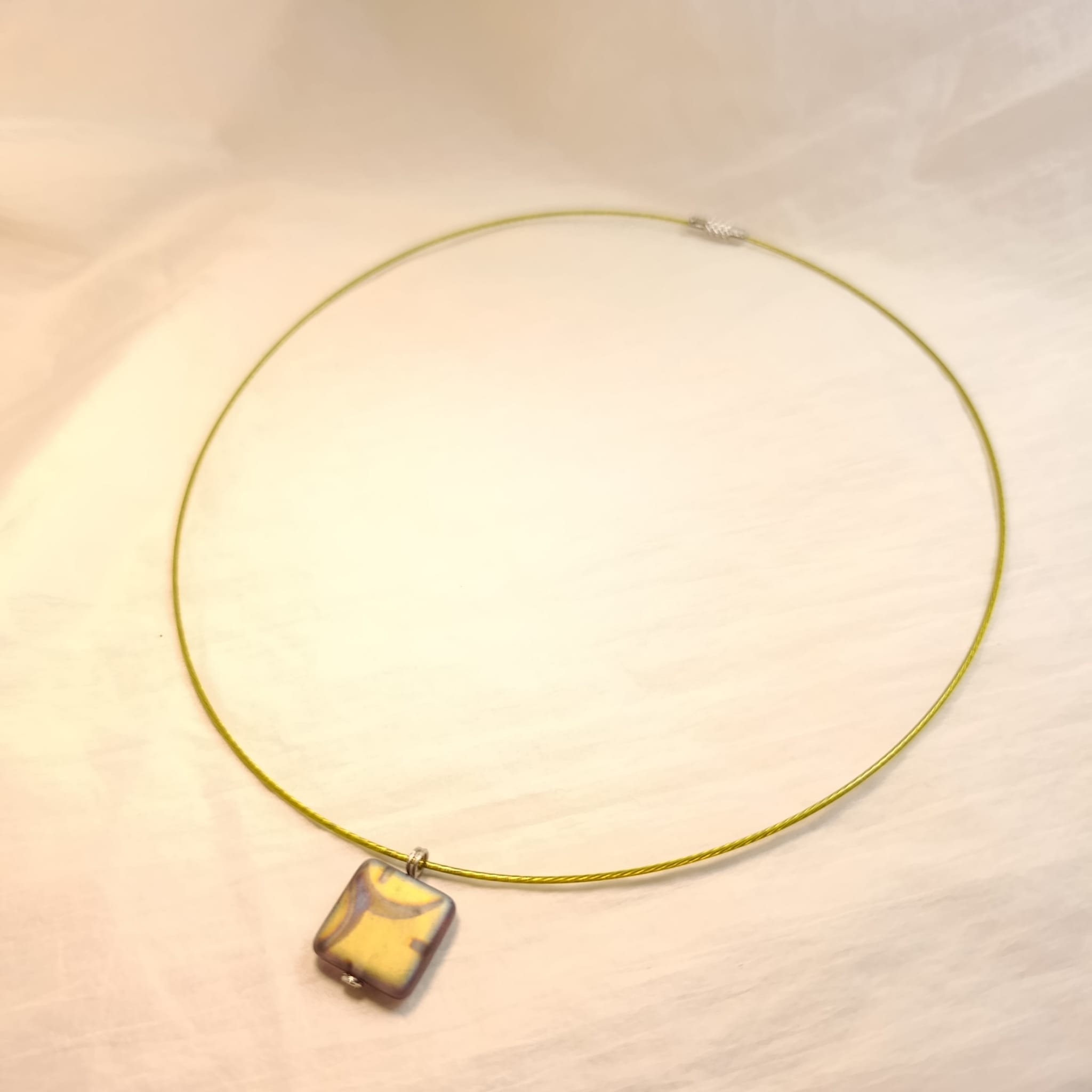 Náhrdelník fancy holografické sklo na struně 47 cm var.2 - Obrázek 2