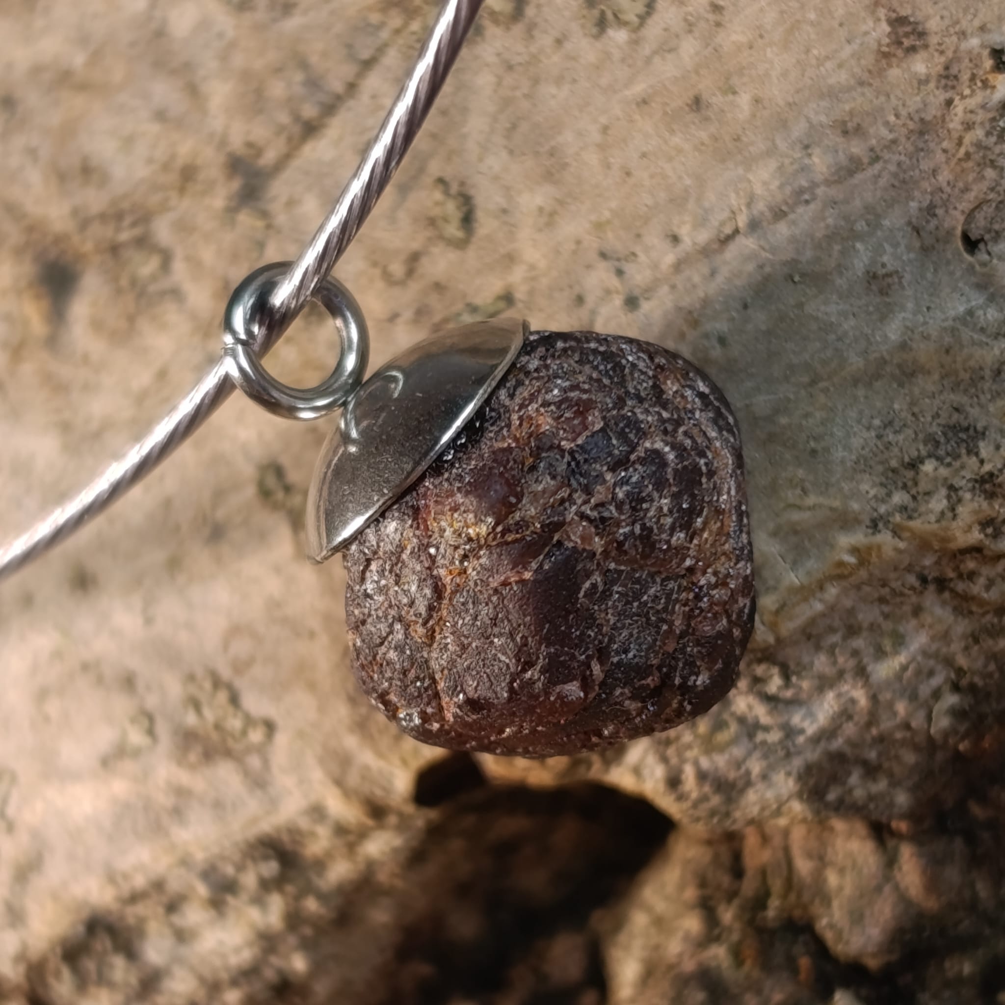 Náhrdelník Krystal pyropu z Granátové zátoky na struně 47 cm - Obrázek 4